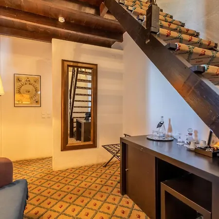 호텔 Castelo De 4*