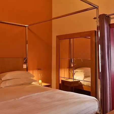 Hotell Castelo De 4*