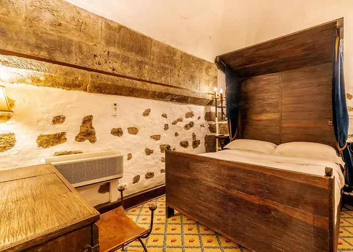 ホテル ポサーダ カステロ デ